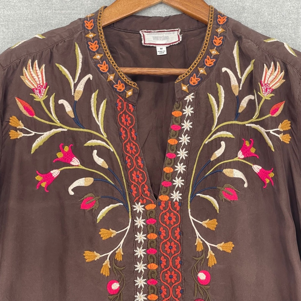 Johnny Was Workshop Brown Silk Embroidered Floral Boho Blouse M